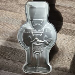 Vintage Wilton 1979 Aluminum Cake Pan Drummer Boy Toy Soldier Nutcracker
